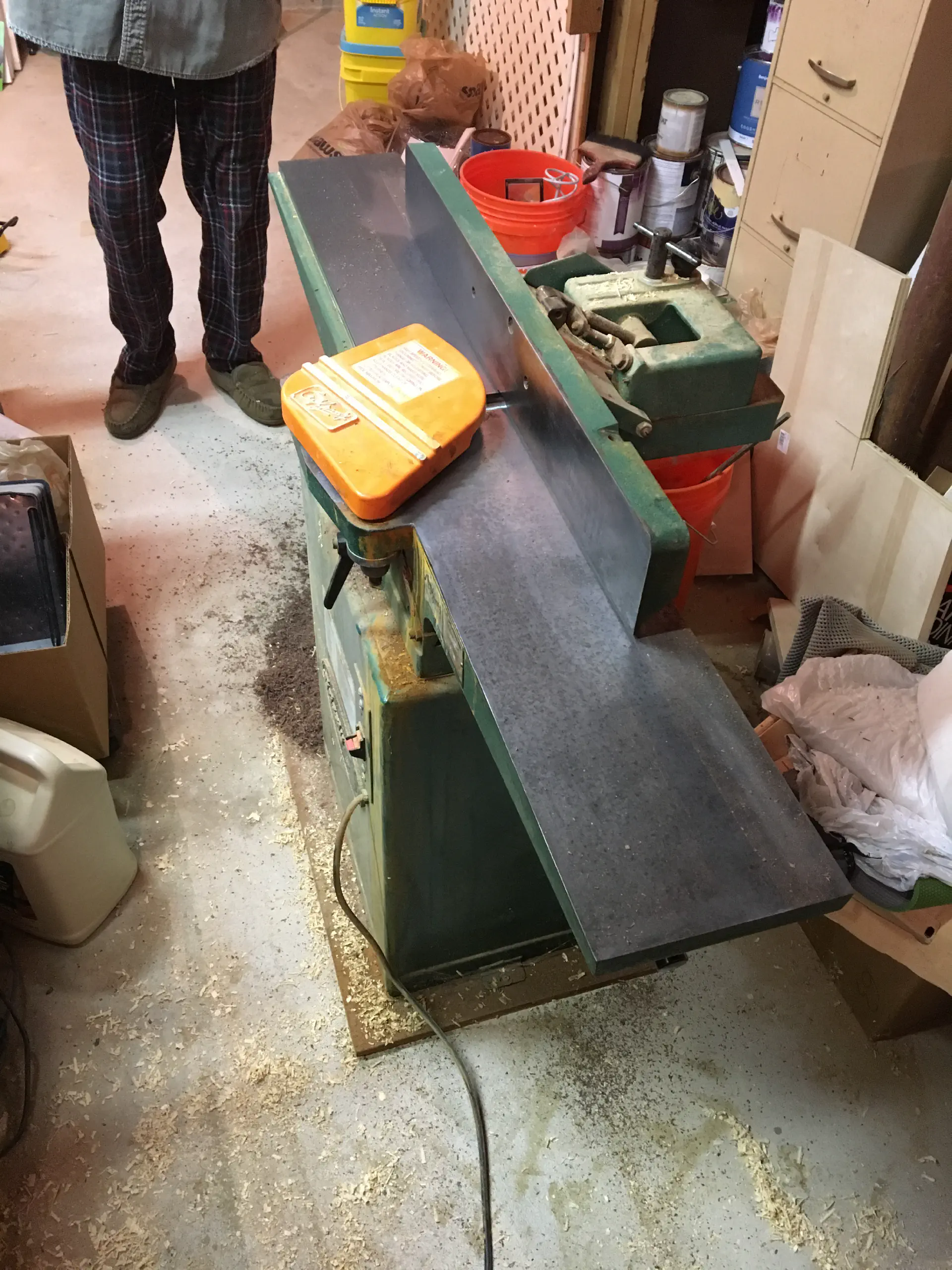 Jointer with a surface completely cleaned of rust
