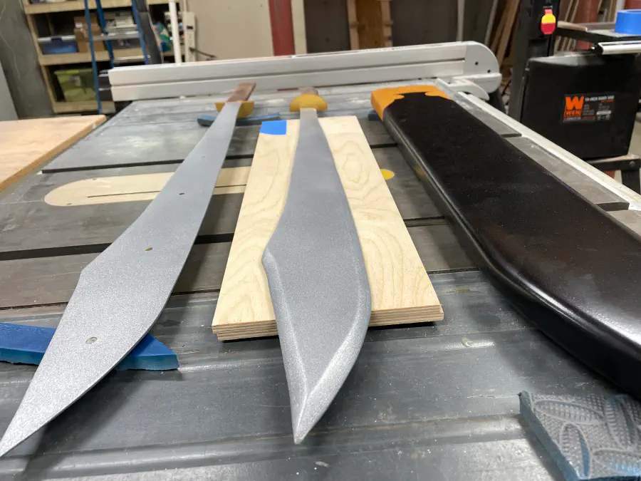 Another close up of the swords, this time length-wise.